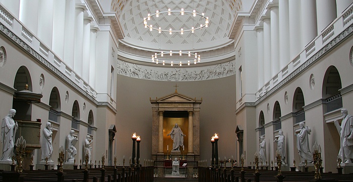 C.F. Hansen: Vor Frue Kirke, København, 1810-1826, beskåret