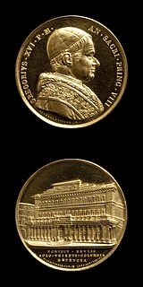 Medalje forside: Pave Gregor 16. Medalje bagside: Postkontoret på Piazza Colonna i Rom