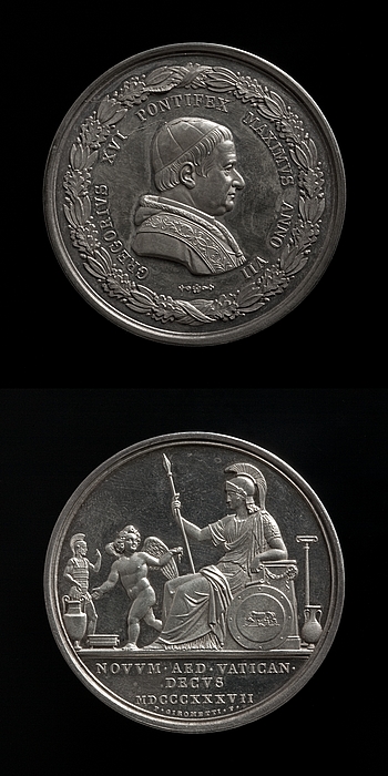 Medalje forside: Pave Gregor 16. Medalje bagside: En vinget genius viser Roma de etruskiske antikker