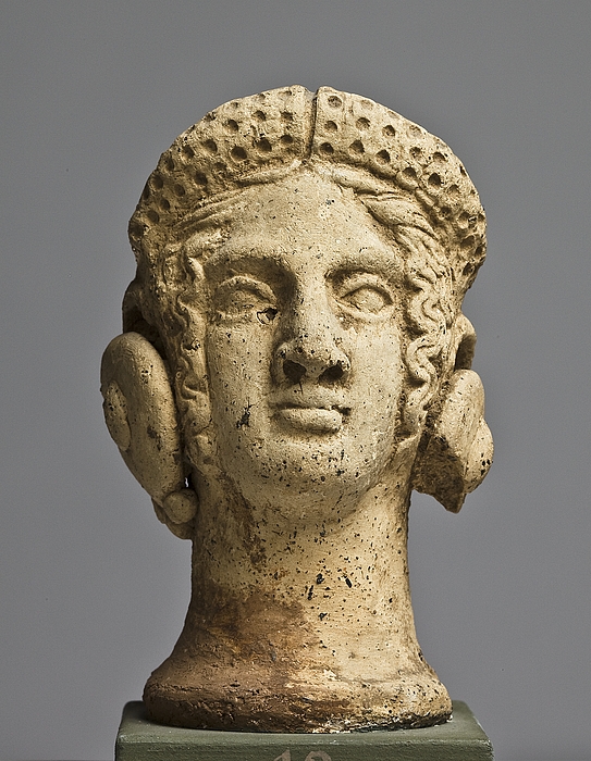 Votive head of a woman. Etruscan H1013 - Thorvaldsensmuseum