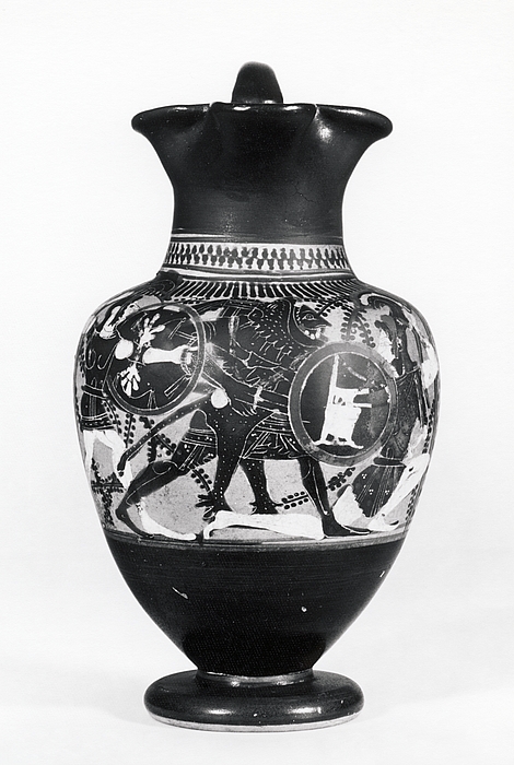 Oinochoe med Herakles og amazoner i kamp. Græsk