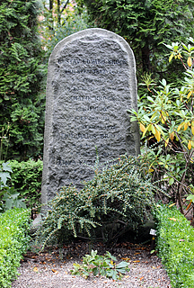Gravmæle Gustav Edvard Brock, Holmens Kirkegård, København