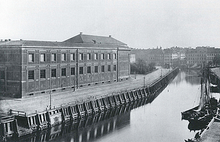 Thorvaldsens Museum og Kanalen set fra nord-øst, ca. 1870