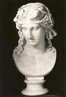 Bertel Thorvaldsen: Bacchus, c. 1805-1810, marmor, uvist opholdssted, foto 1927